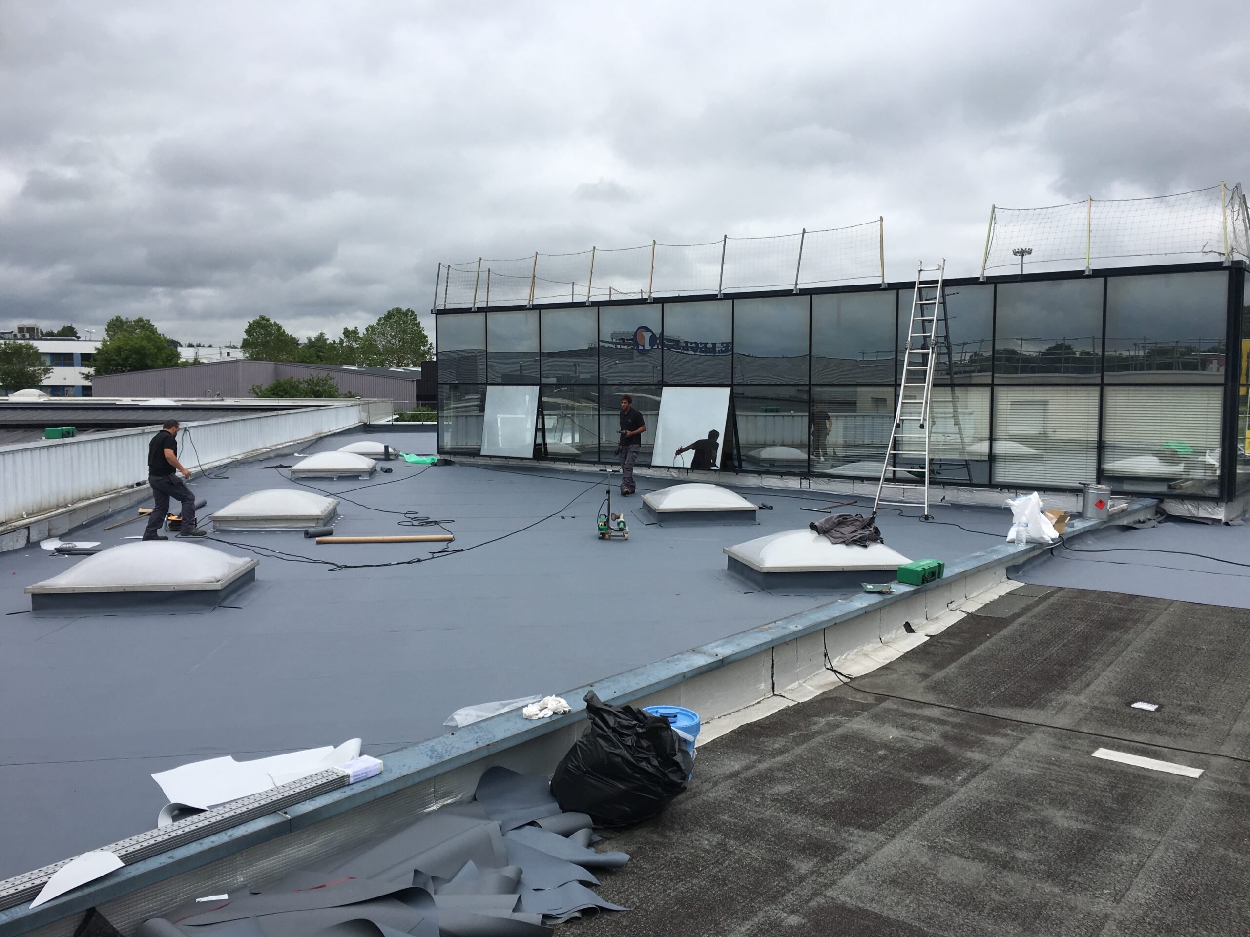 réfection d'étanchéité en membrane PVC chez Renault BASTY à Amilly 45