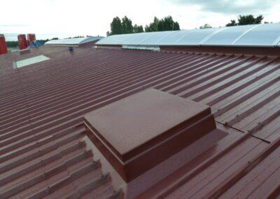 remplacement couverture bac sec par du panneaux sandwichs SOLETANCHE BACHY FRANCE Montereau Fault Yonne 77